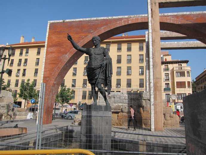 Estatua De César Augusto