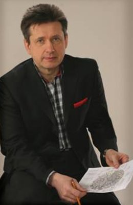 Posado de Alexander Shorokhoff, maestro relojero 