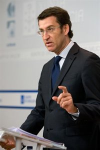 Feijóo: "Si la solución de Bankia interesa a Novagalicia, Galicia demandará la solución de Bankia"