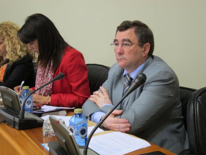 Juan Maneiro en comisión