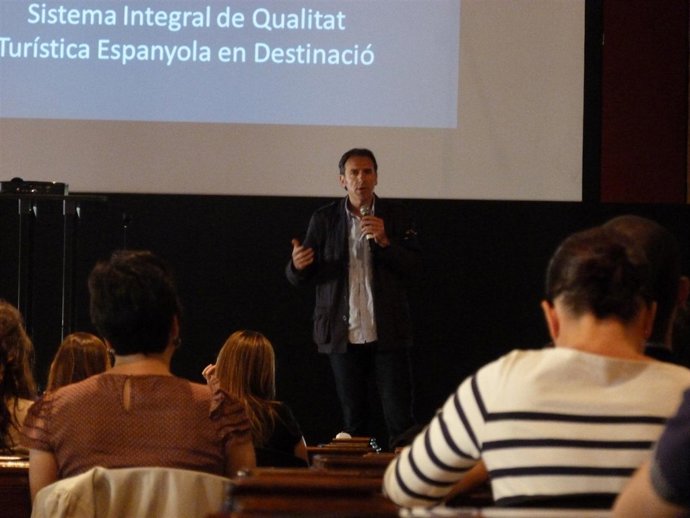 Xavier Font, Jefe Ofic.Técnica De Turismo De La Diputación De Barcelona