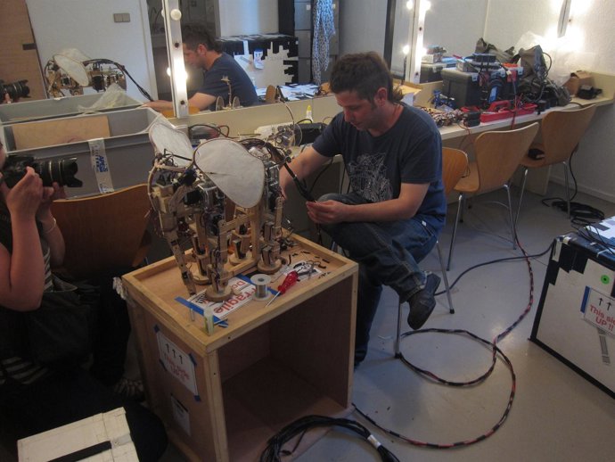 Amit Drori Presenta 'Savanna' En El Teatro Central