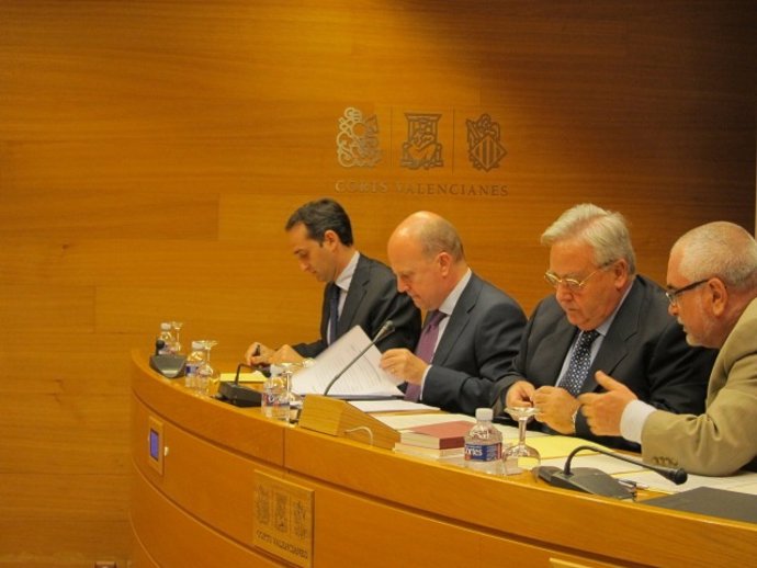 El Conseller De Economía, Máximo Buch