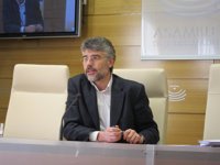 El PSOE capta el apoyo de PP e IU para que el subsidio agrario de eventuales precise sólo de 20 jornadas por la sequía