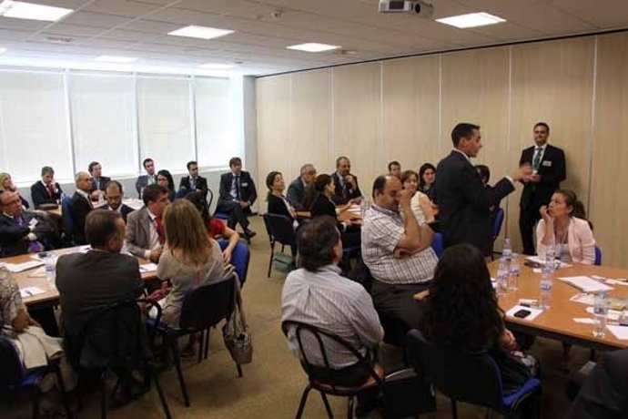 Reunion Business Travel Negocios