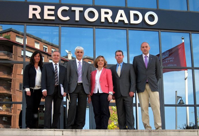 José Arnáez Vadillo, Con Su Equipo De Gobierno De La UR