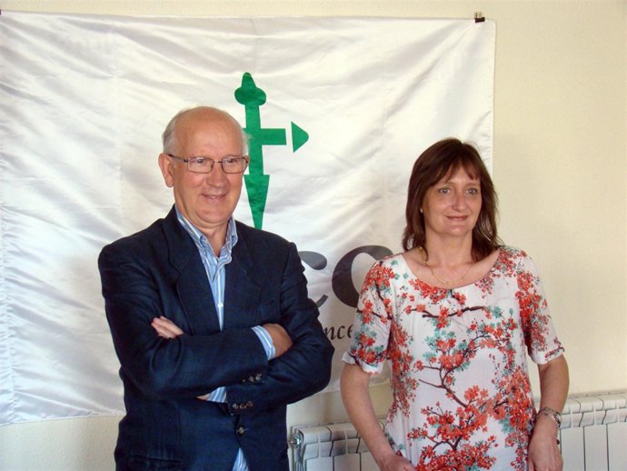 Alfonso López Vallejos Y Teresa Bario, De Aecc.