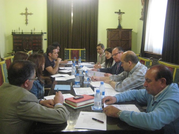 Reunión De La Comisión De Hacienda