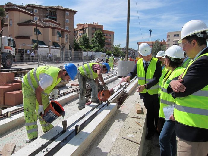 Visita Consejera De Fomento A Metro De Granada