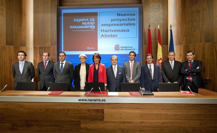 Barcina Con Representantes De Las Empresas Alinter Alimentación Y Harivenasa