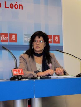 La Presidenta De La Gestora Del PSOE De León, Teresa Gutiérrez.