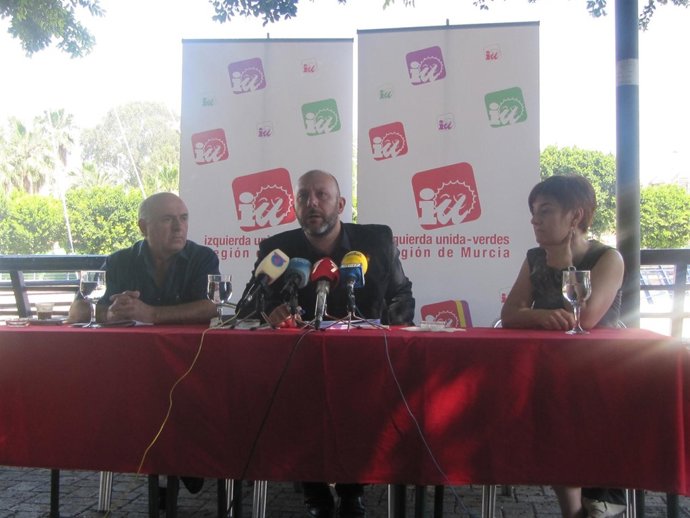 José García, Ricardo Sixto Y Esther Herguedas