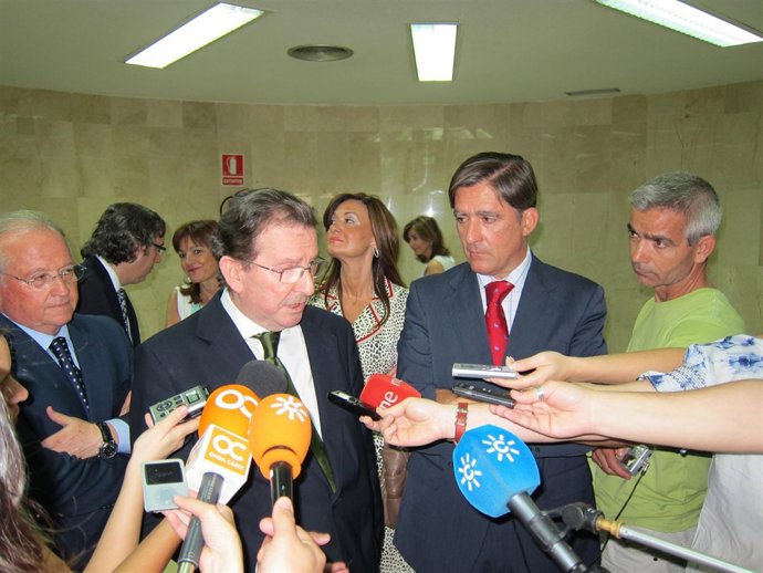 Consejero De Justicia E Interior De La Junta, Emilio De Llera