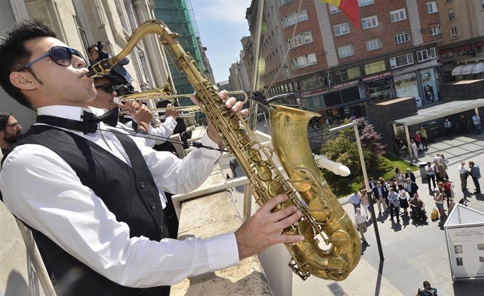 Primer Concierto De 'La Balconada Del Casco Viejo'