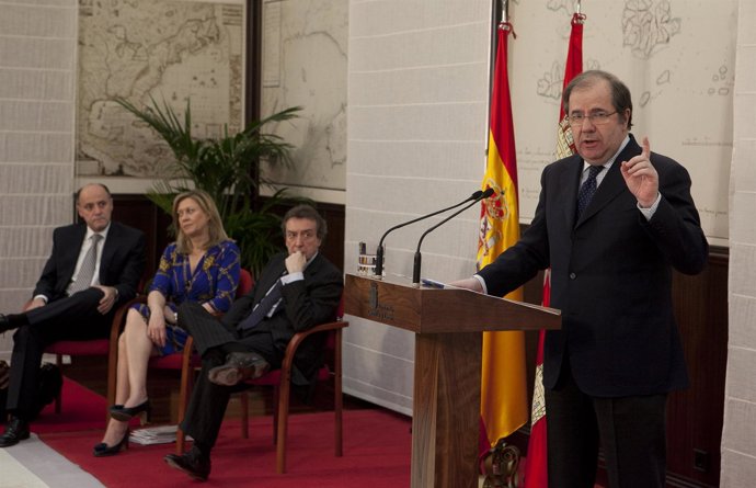 Herera Comparece Ante Los Medios