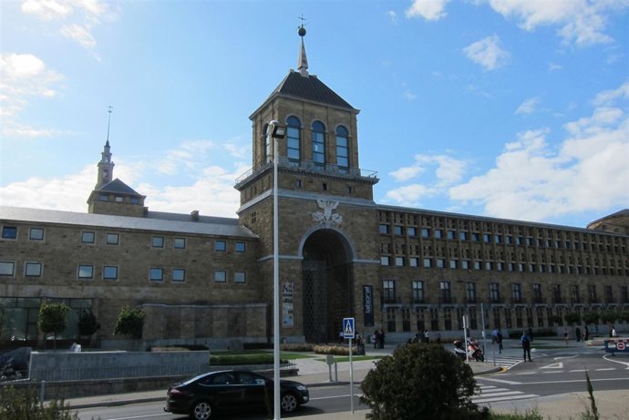Universidad Laboral En Gijón
