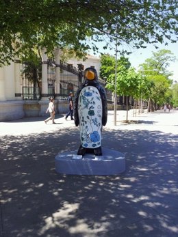 Estatua Pingüino