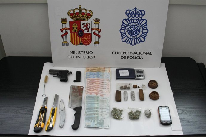 Material Intervenido Por La Policía