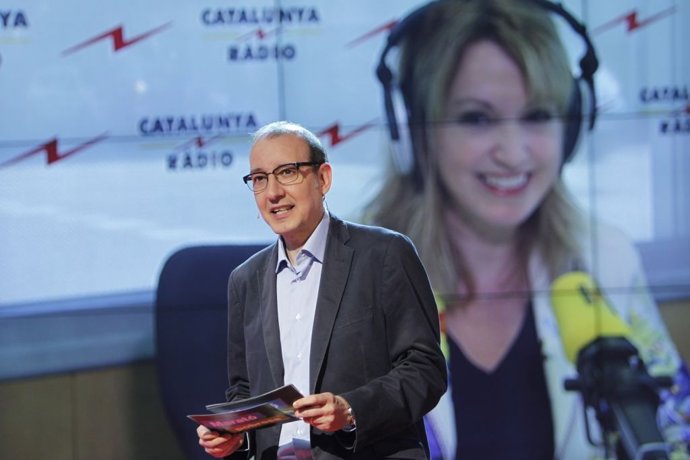 A. Bassas Y S. Cóppulo Presentan La Marató Contra La Pobreza