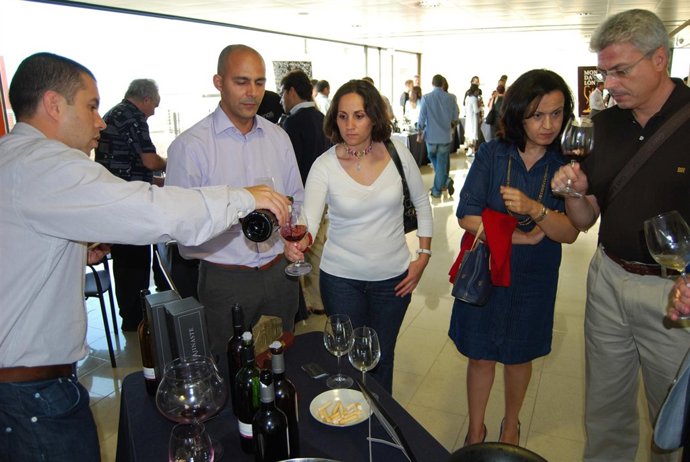 Salón De Catas Vinófilos