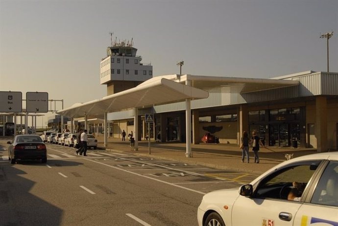 Aeropuerto De Asturias