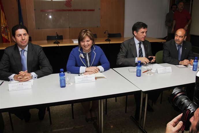 El Conseller De Presidencia, Antonio Gómez, En Valencia