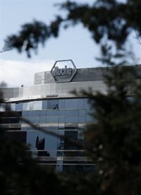 Roche niega cortes de suministro por impago y alega modificación comercial con algunos hospitales, entre ellos andaluces