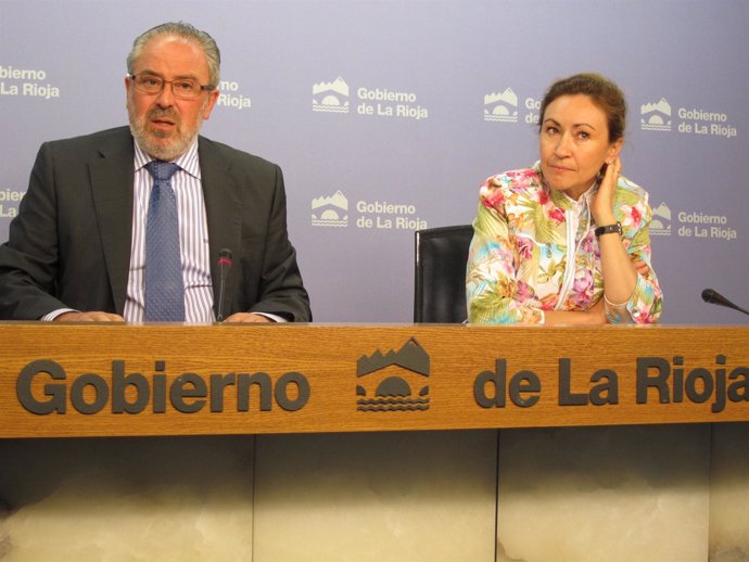 Nieto, Consejero De Salud Y María Martín, Directora General P.Social