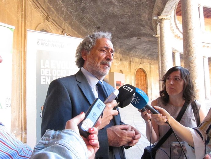 El Defensor Del Pueblo Andaluz, José Chamizo.