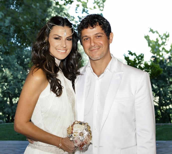 Primera imagen de la boda de Raquel Perera y Alejandro Sanz 