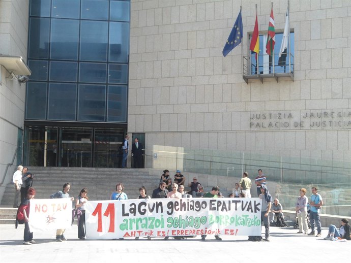 Concentración Contra El TAV.