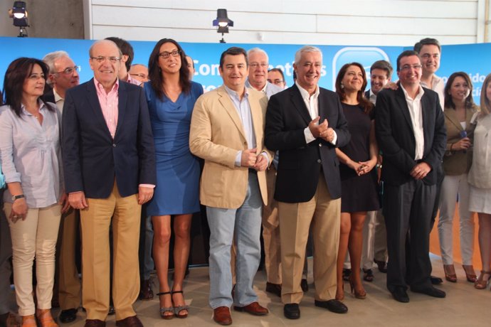El Presidente Del PP-A, Javier Arenas, Preside El Comité De Dirección Regional. 