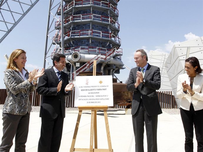 Fabra, Sánchez De León, Johnson Y Castelló En La Inauguración Del Alto Horno