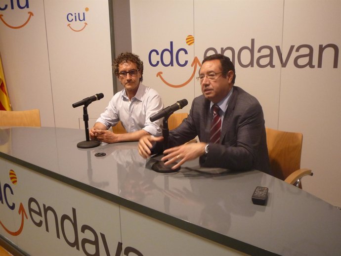 X. Caufapé (Nuevo Presidente De CDC Lleida) Y A. Guallar (Presidente Saliente)