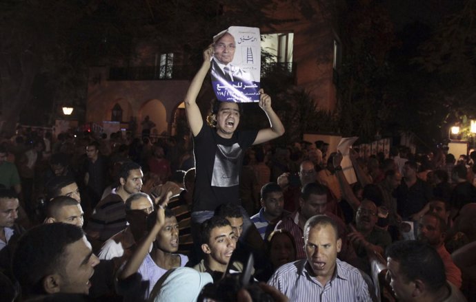 Manifestación En El Cairo Contra Los Candidatos A Las Elecciones