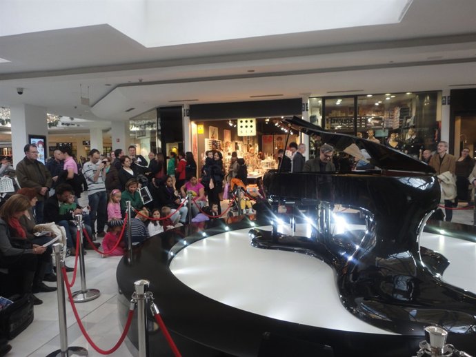 Leaking Piano En La Vaguada