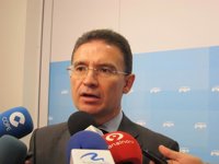 Castellano "confía y espera" que en Alicante solo haya una candidatura al congreso provincial del PP "como en Valencia"