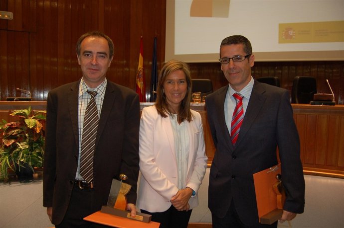 Ana Mato Entrega Premios A Dos Empresas Del Grupo Isastur