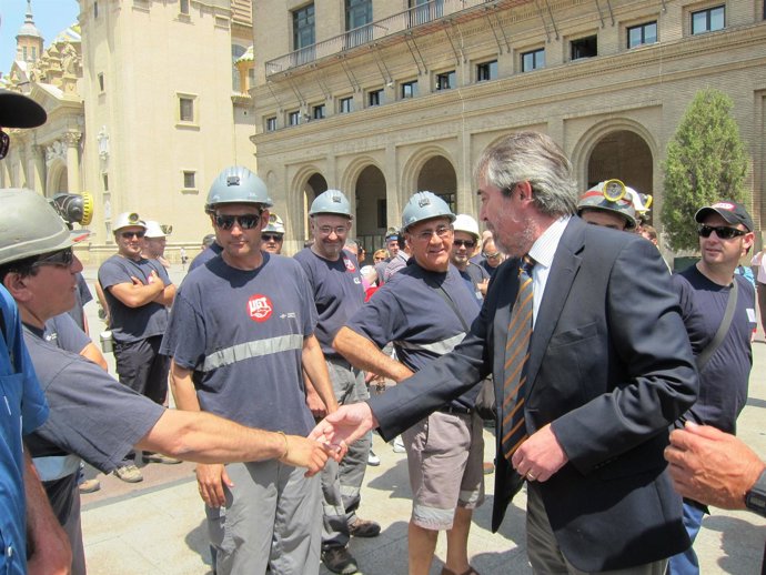 Belloch Recibe A Los Mineros