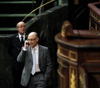 Montoro responde a Bruselas que "hay otras posibilidades" más allá de subir el IVA