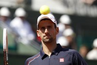 Djokovic se clasifica sin problemas para la tercera ronda