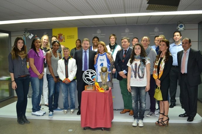 El President De La Generalitat Y La Delegada Del Gobierno Reciben Ciudad Ros