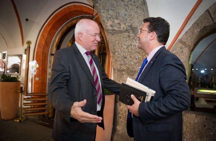 Reunión De La CALRE