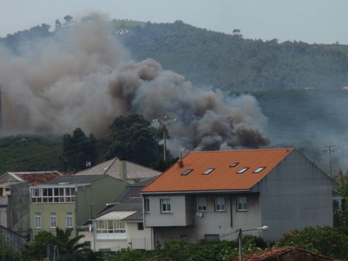 Incendio En Penamoa (A Coruña)