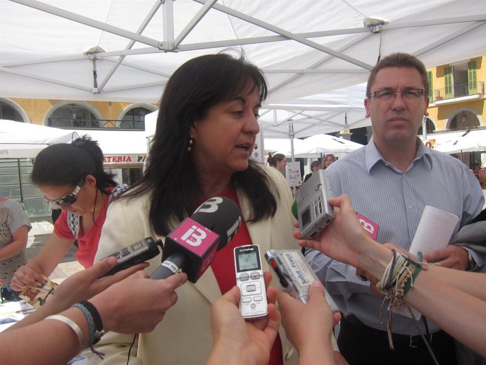 La Consellera De Salud, Carmen Castro