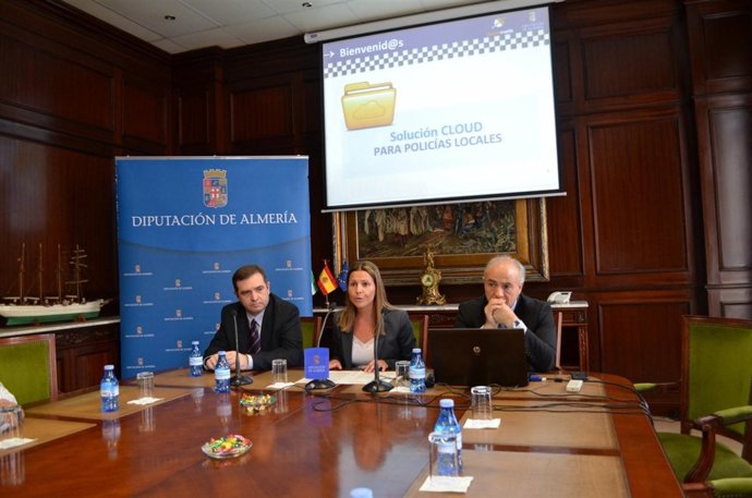 Presentación De La Aplicación Para Conectar Diputación Y Policía Local