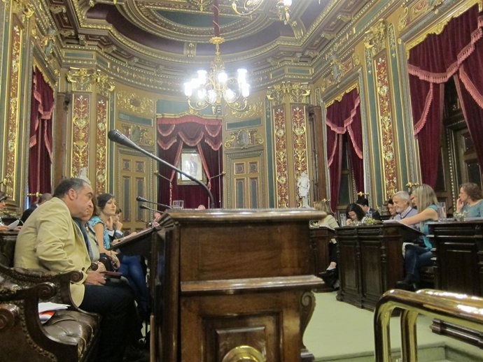 Pleno Municipal En Bilbao.