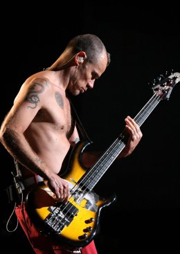 El bajista de los Red Hot Chili Peppers, Flea