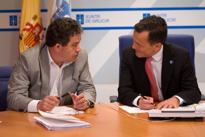 Agustin Hernandez Manten Unha Reunion De Traballo Co Alcalde De Pontevedra Migue