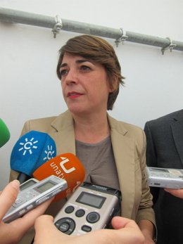 Elena Cortés, Consejera De Vivienda Y Fomento